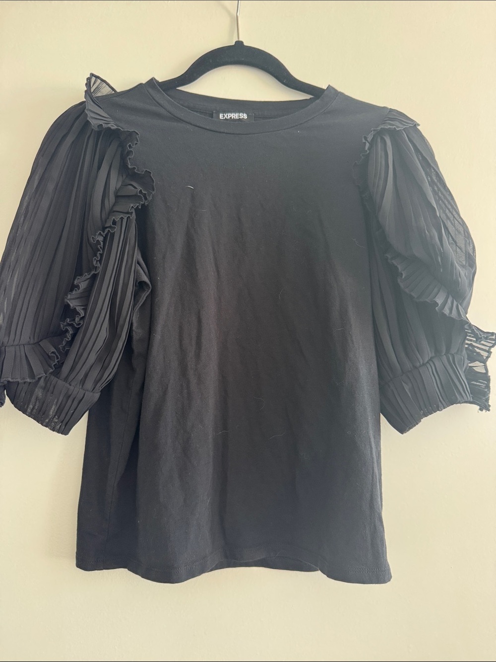 Express Black Pleated Puff Sleeve Top
